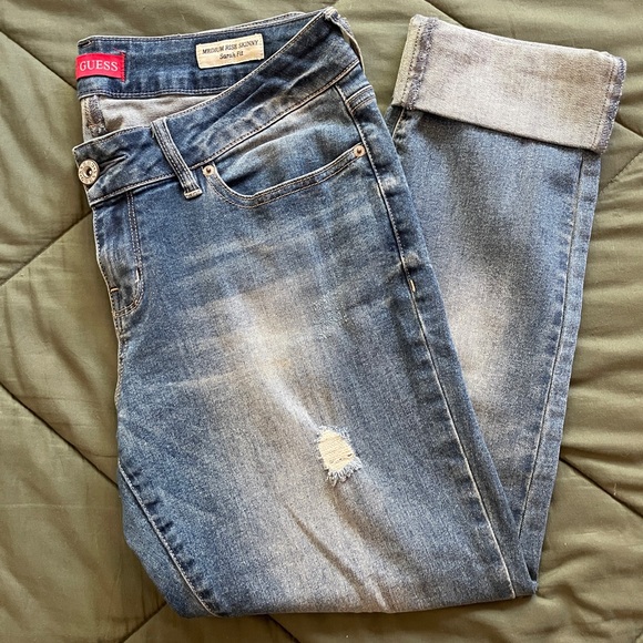 SOLD - Guess Distressed Jeans Medium Rise Skinny- Sarah Fit - Picture 1 of 3